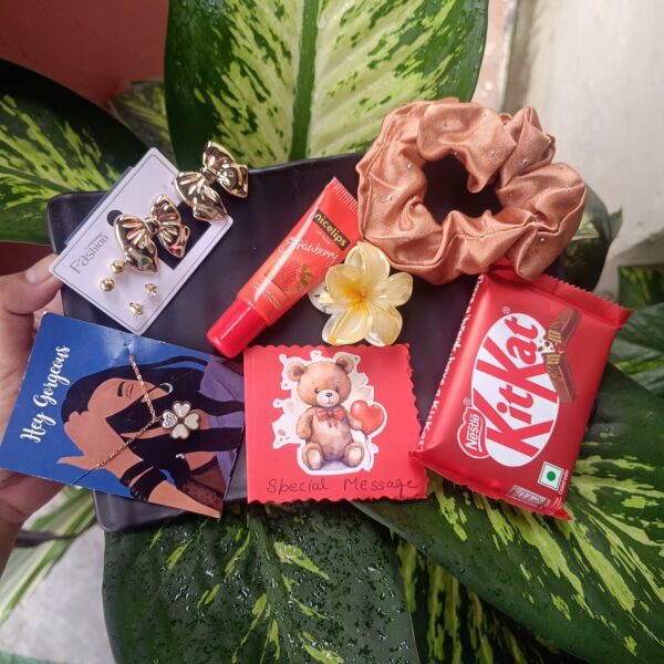 Sweet Glow Mini Hamper