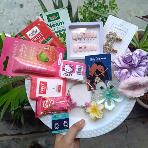 The Cute Glow Hamper