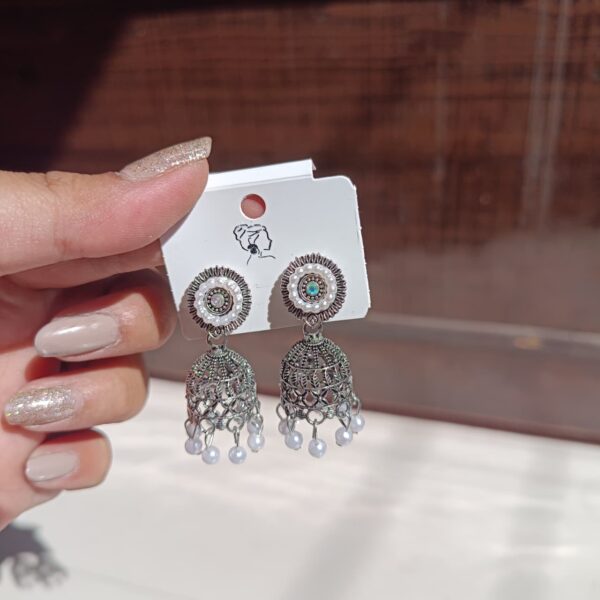 Pearl Jhumka