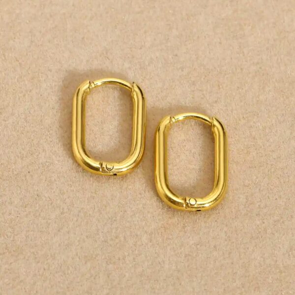 Anti-Tarnish Oval Hoop Earrings ✨